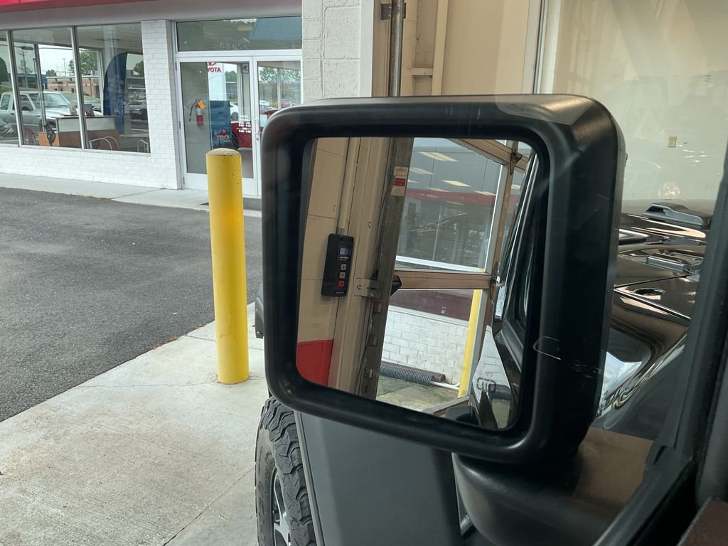 Used 2022 Black Jeep Unlimited Rubicon image 14