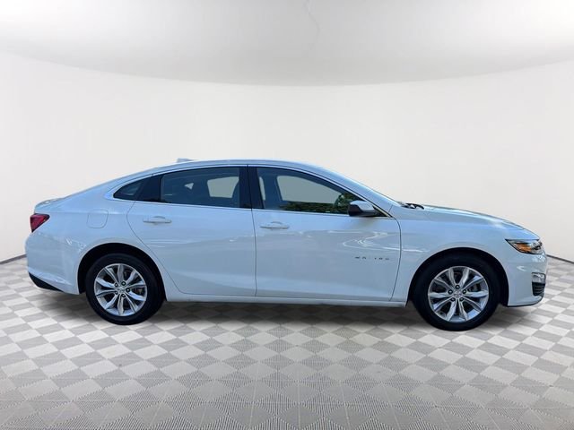 Used 2024 White Chevrolet LT image 4
