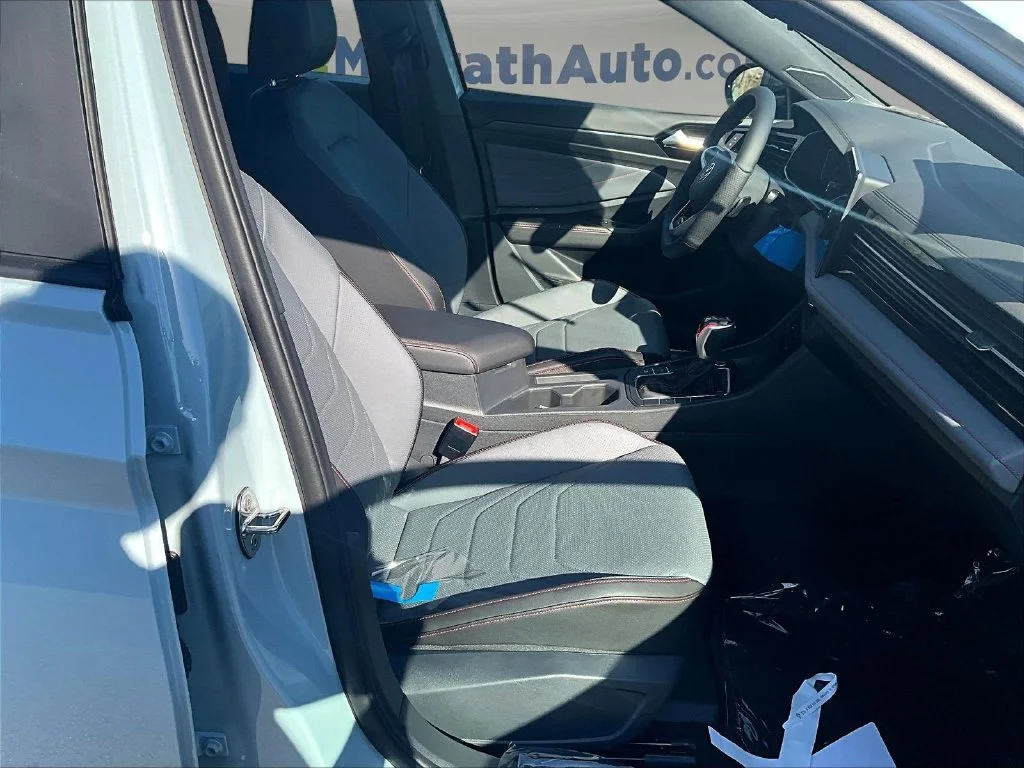 New 2027 Gray Volkswagen 2.0T Autobahn image 11