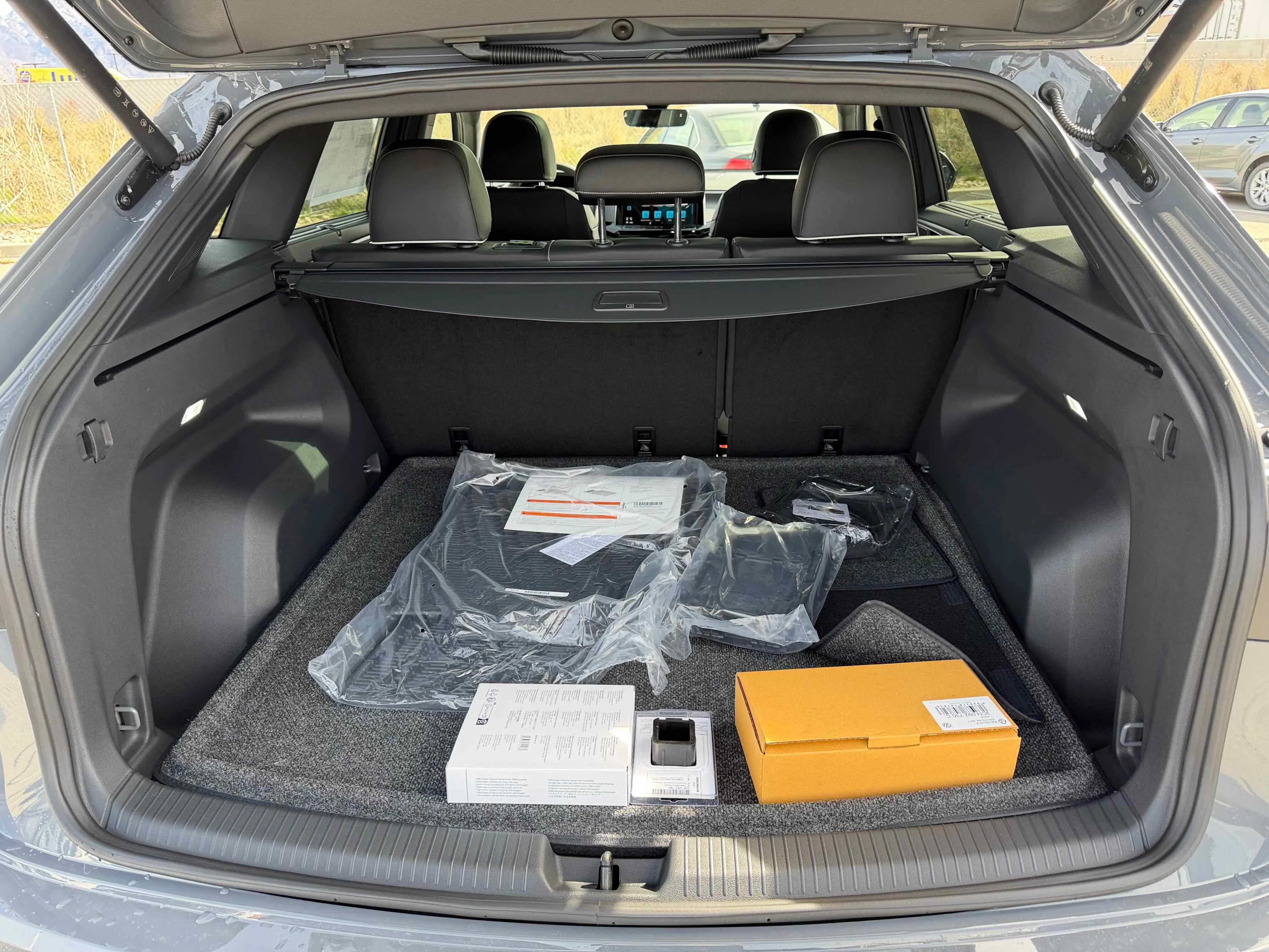 New 2026 Gray Volkswagen 2.0T SEL Premium R-Line image 31