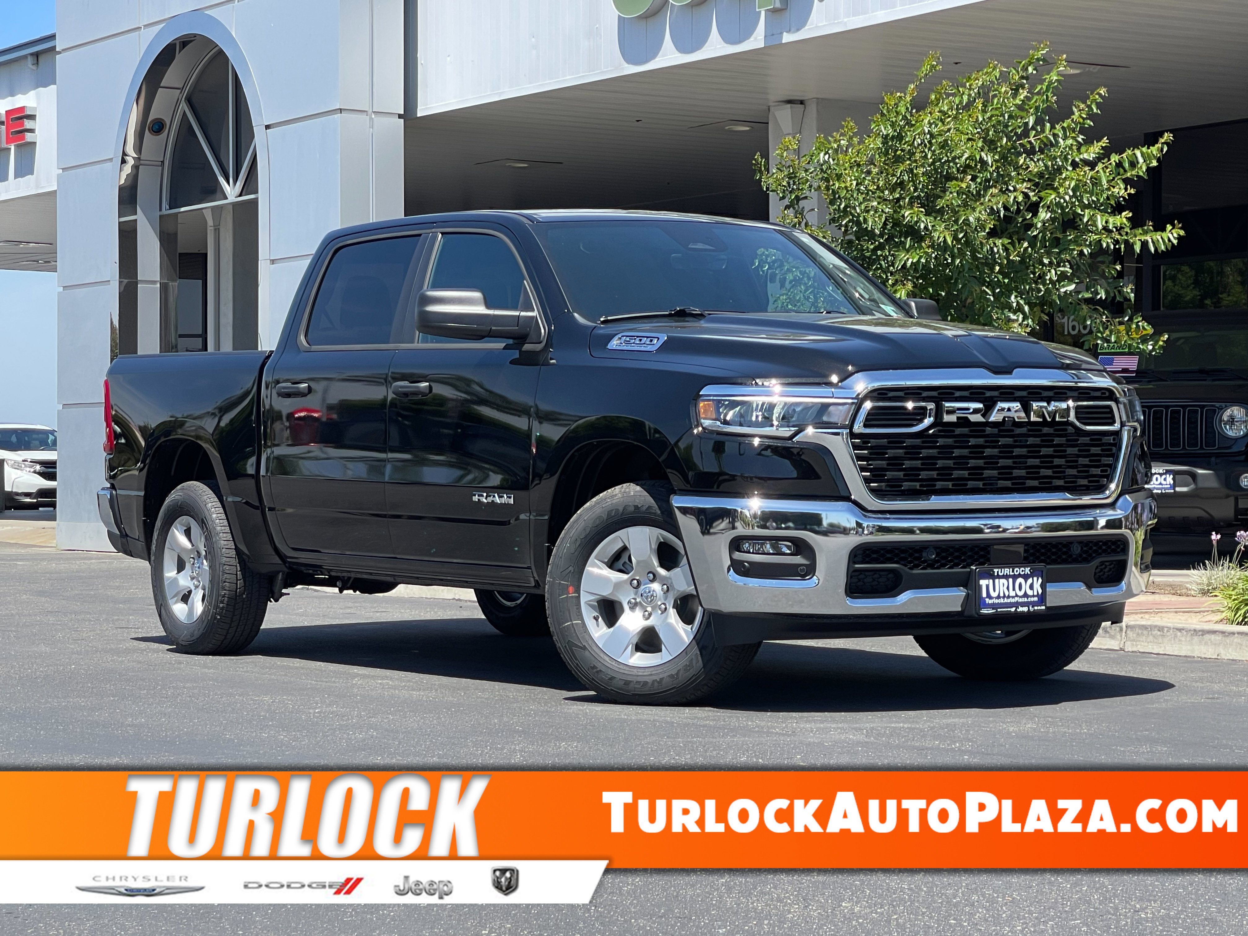 2026 RAM 1500 Big Horn/Lone Star 4x4 Crew Cab 5'7's photo