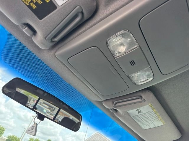 Used 2015 Blue Toyota PreRunner image 18