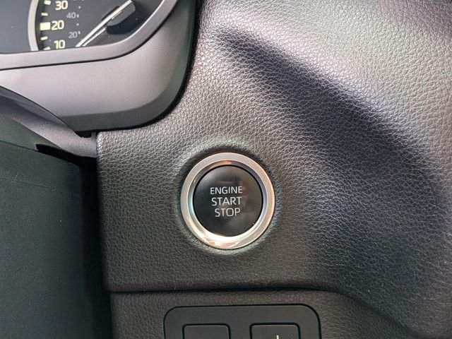 Used 2024  Toyota SR5 image 29