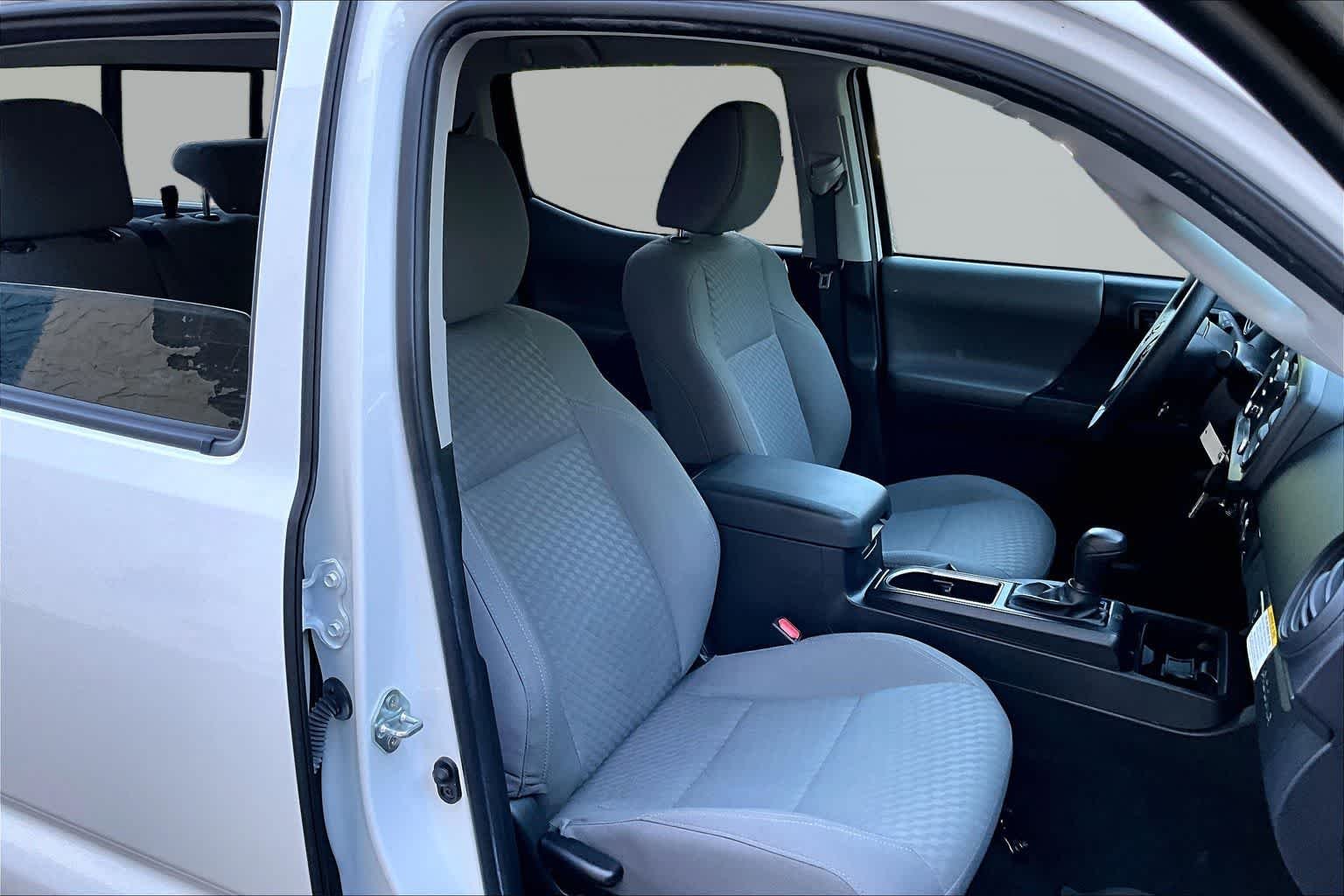 Used 2023 Ice Cap Toyota SR image 9