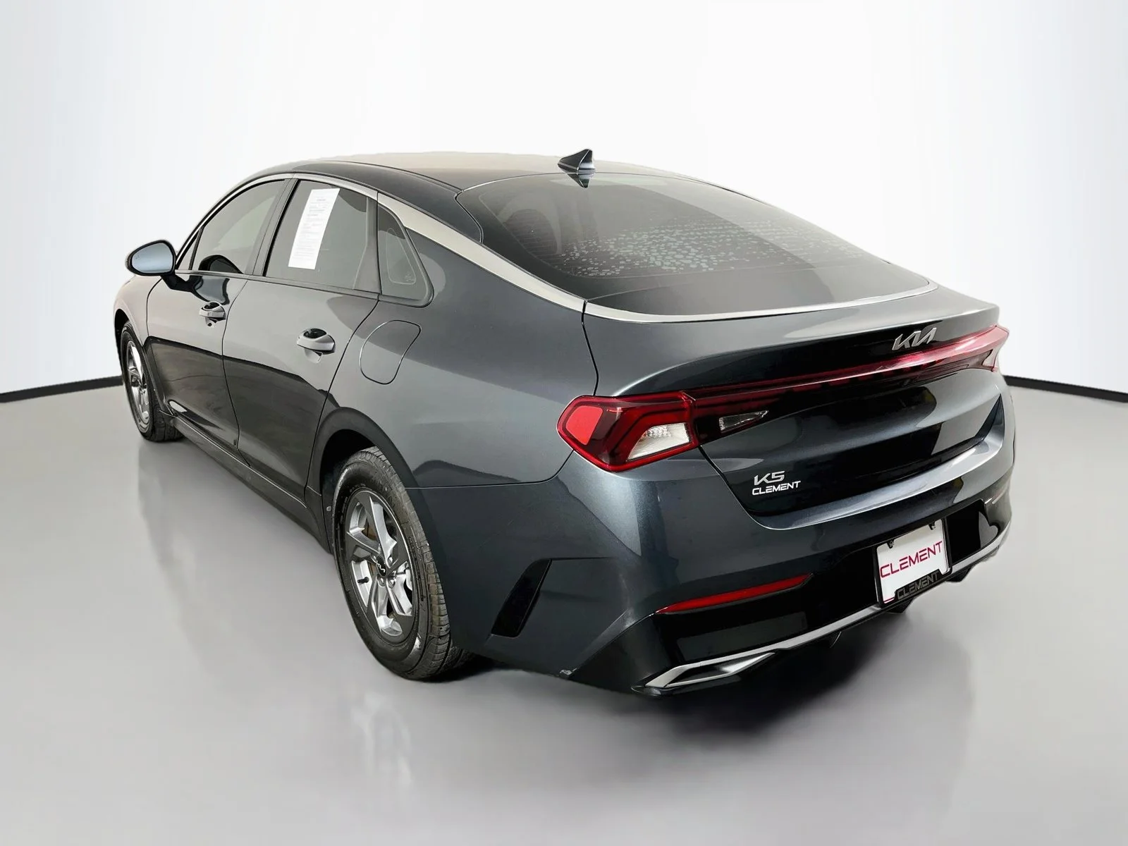 Used 2023 Gray Kia LXS image 8