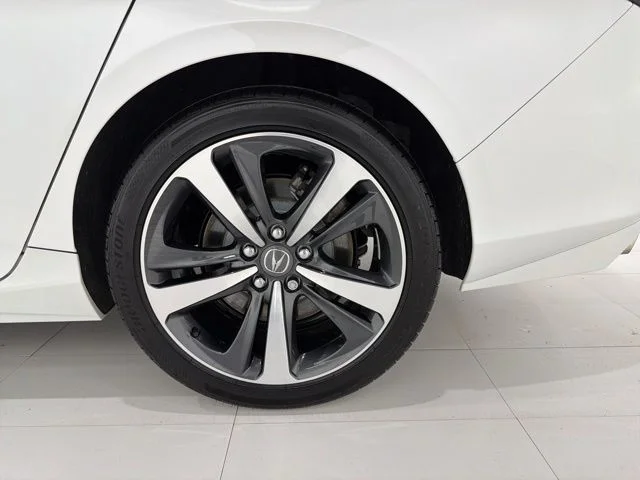 Certified Used 2025 Platinum White Pearl Acura TECH image 45
