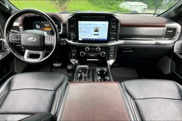 Used 2022 Gray Ford Lariat image 7