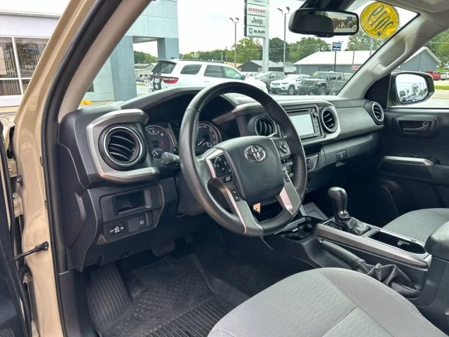 Used 2019 Quicksand Toyota SR5 image 25