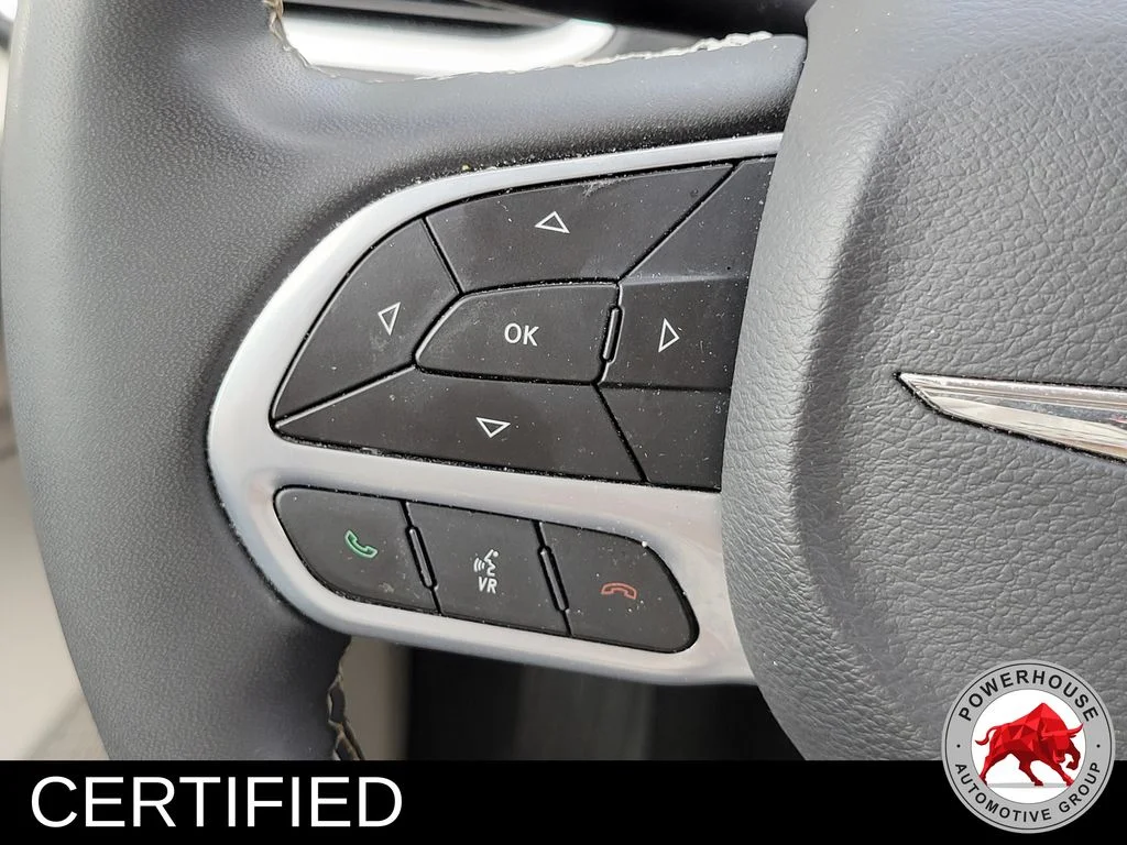Used 2023 White Chrysler Touring L image 29