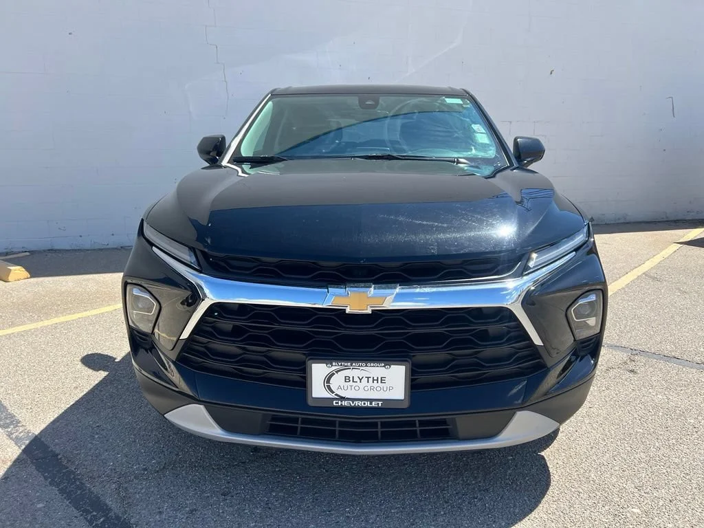 Used 2026 Black Chevrolet 2LT image 2