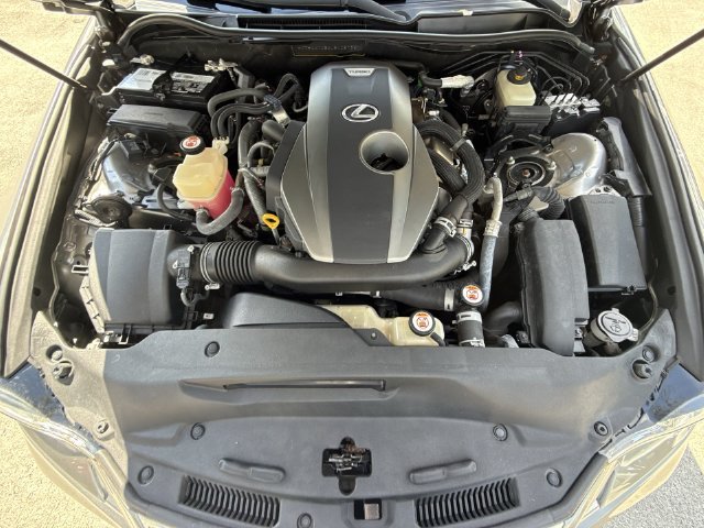 2020 Lexus IS 300 - Photo 27