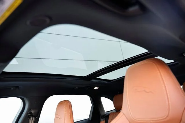 2026 Jaguar F-Pace R-Dynamic S - Photo 14