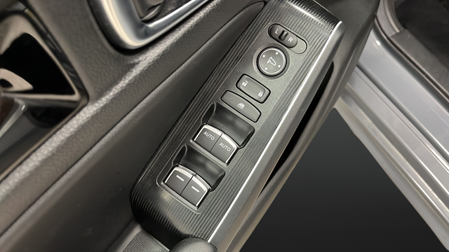Used 2025 Gray Honda Sport Touring image 22