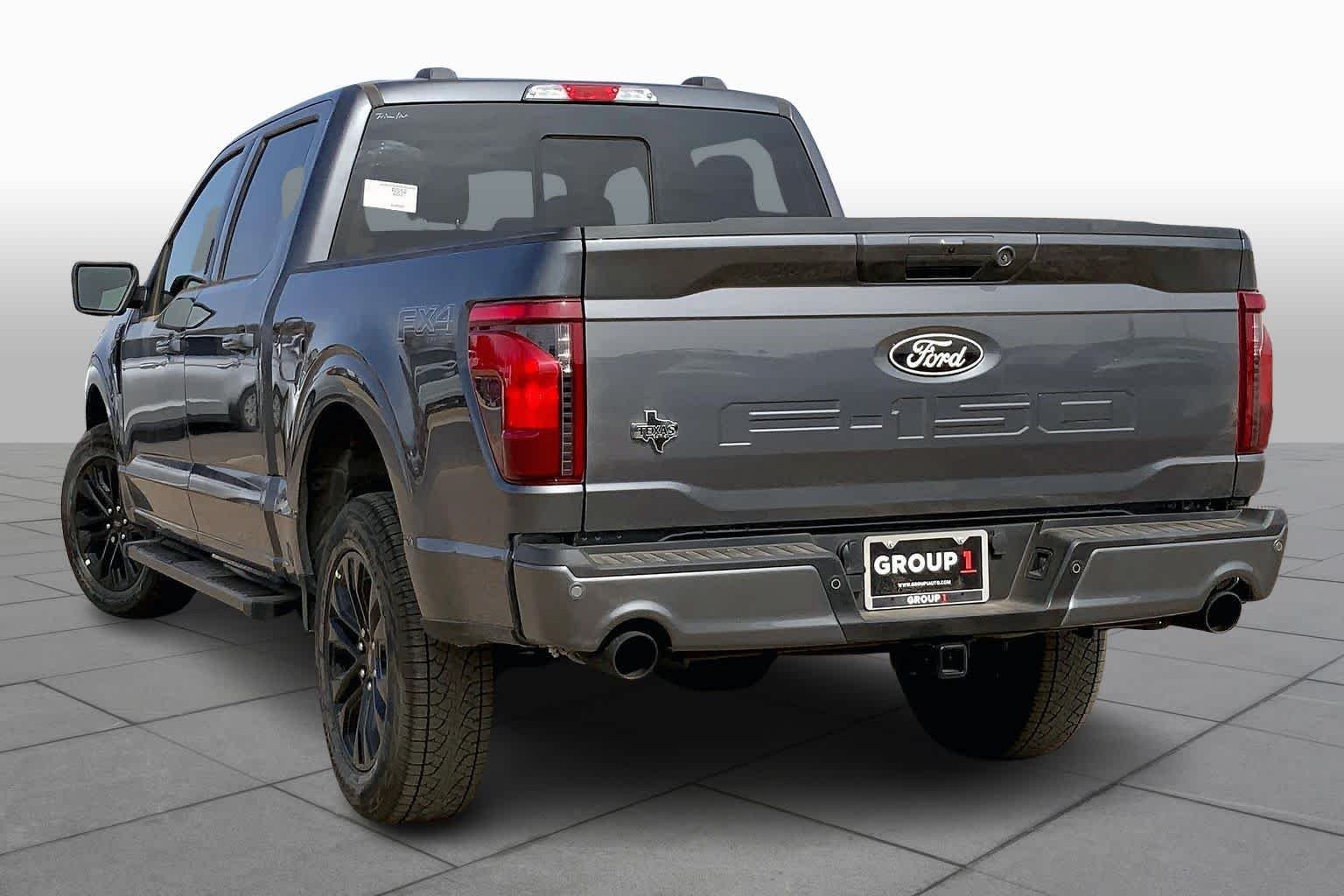 New 2026 Carbonized Gray Metallic Ford XLT image 12