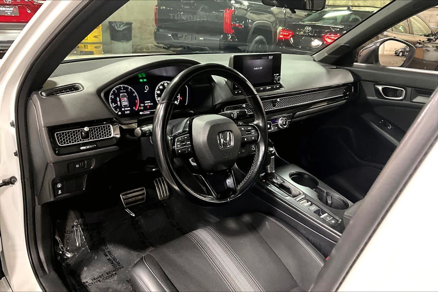 Used 2022 Platinum White Pearl Honda Sport image 18