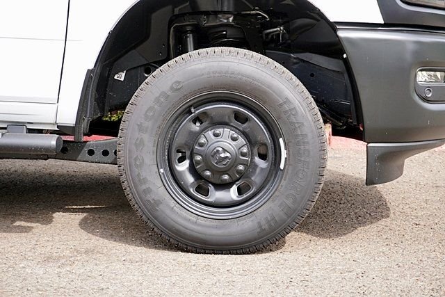 New 2026 Bright White Clear-Coat Exterior Paint RAM Tradesman image 8