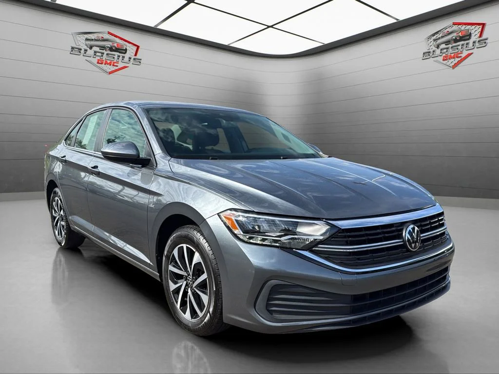 Used 2024 Gray Volkswagen S image 7