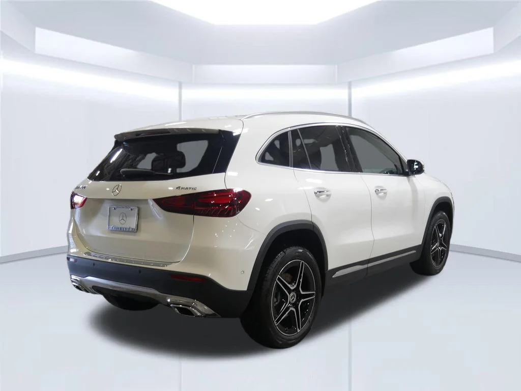 New 2026 Polar White Mercedes-Benz GLA 250 image 46