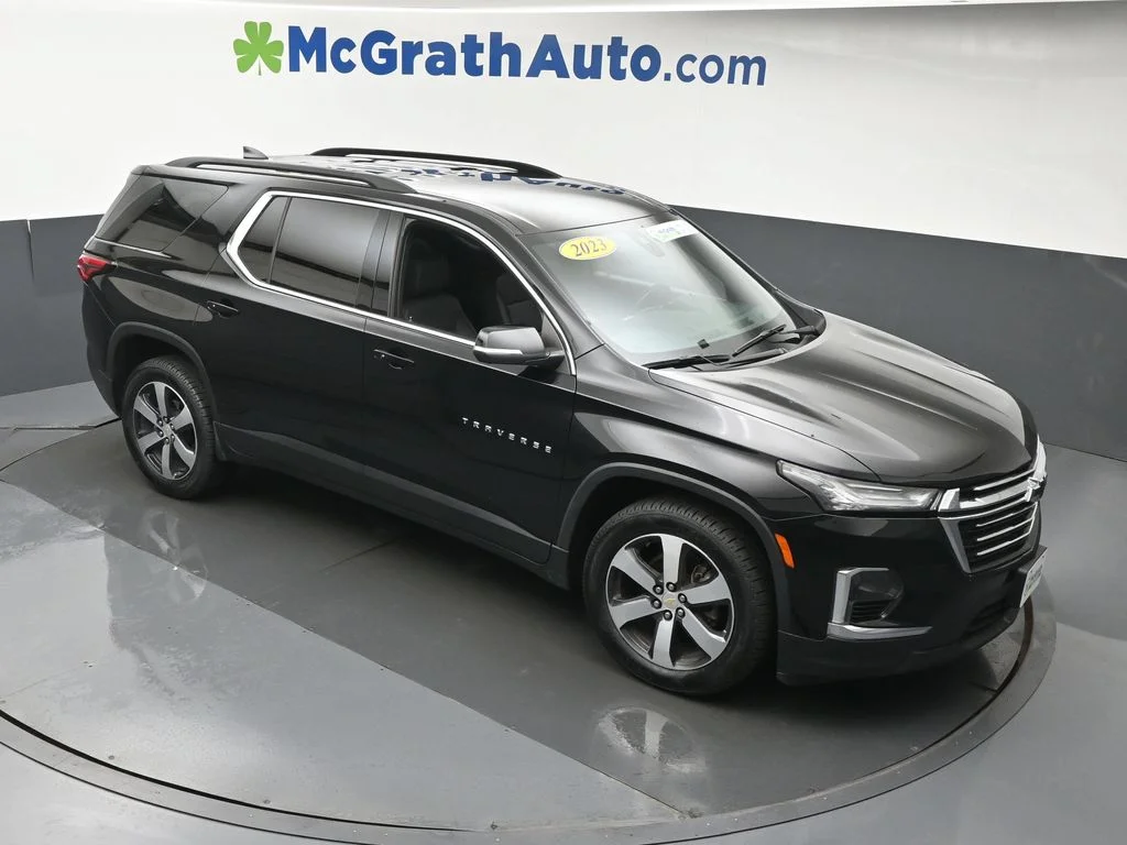 Used 2023 Black Chevrolet LT Leather image 3