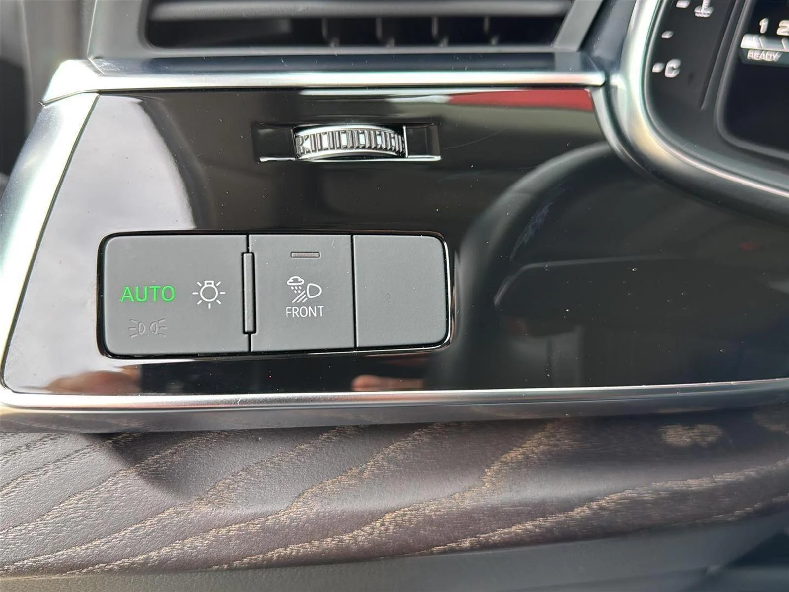 2022 Audi Q8 Premium Plus - Photo 20