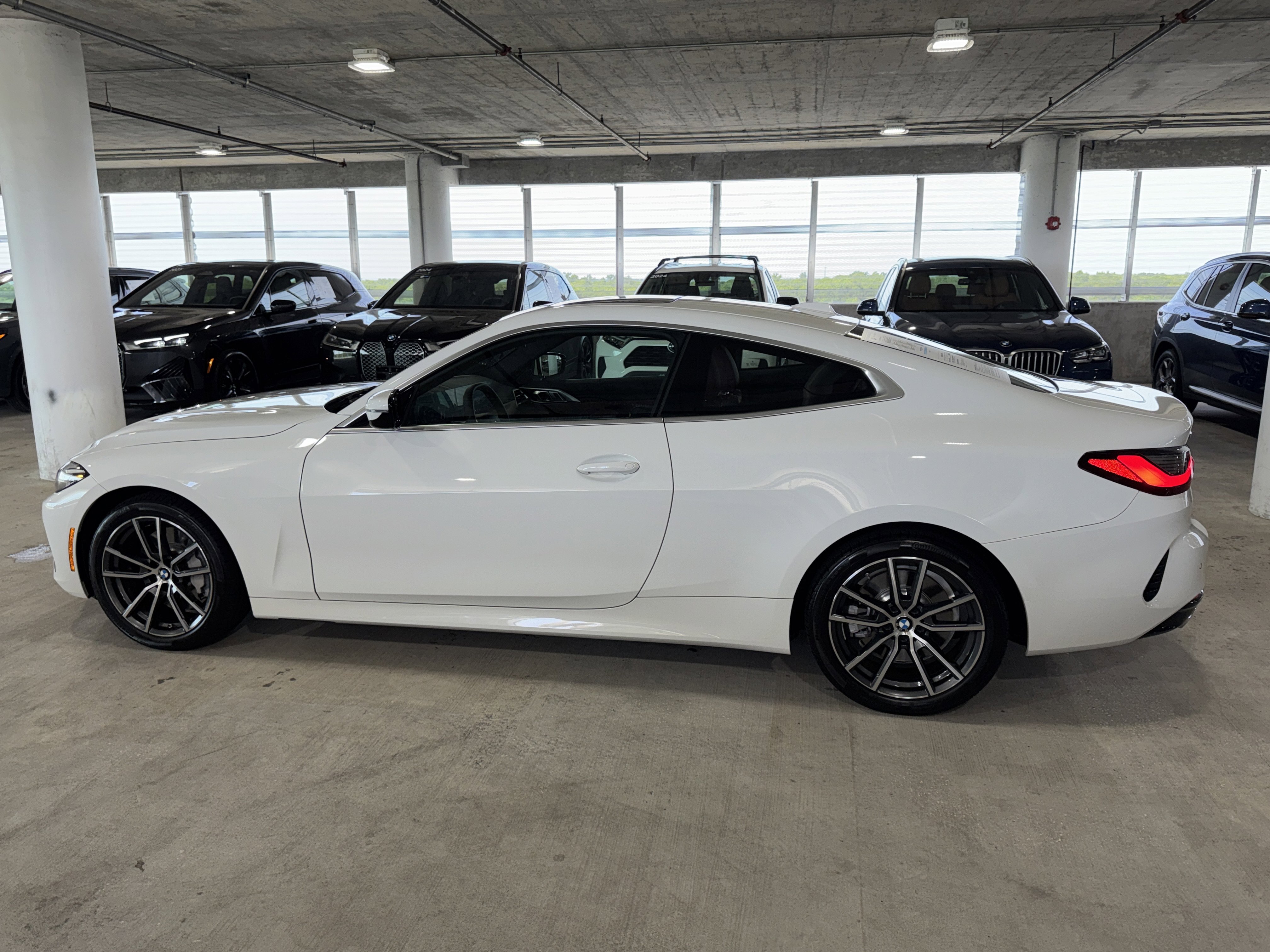 Used 2025 Alpine White BMW 430i xDrive image 5