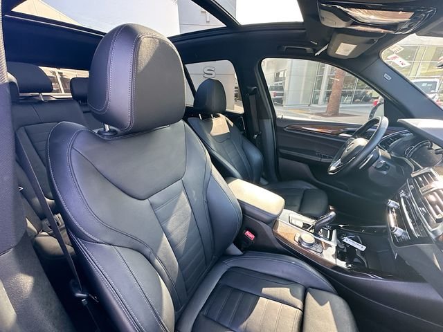 Used 2018 Blue BMW xDrive30i image 29