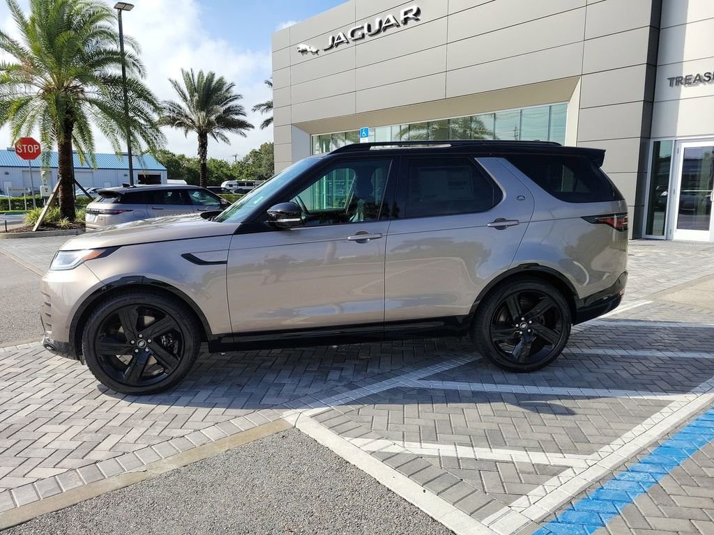 New 2025 Lantau Bronze Land Rover Metropolitan Edition image 2