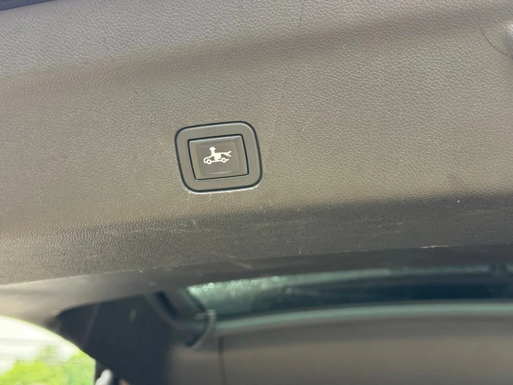 Used 2022 Black Chevrolet LT image 29