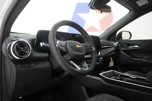 2027 Chevrolet Equinox LT - Photo 16