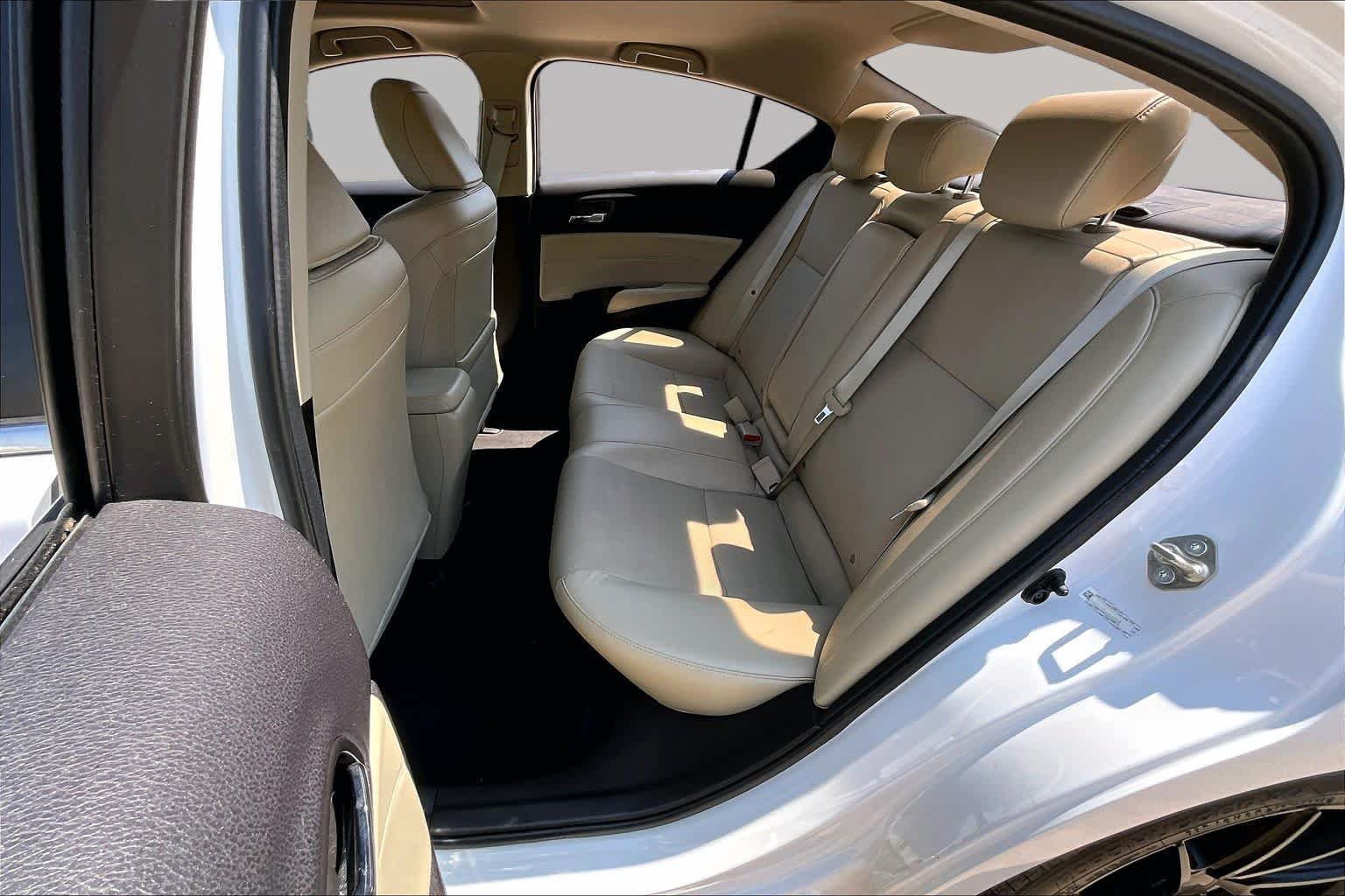 Used 2017 Bellanova White Pearl Acura w/Premium Pkg image 20