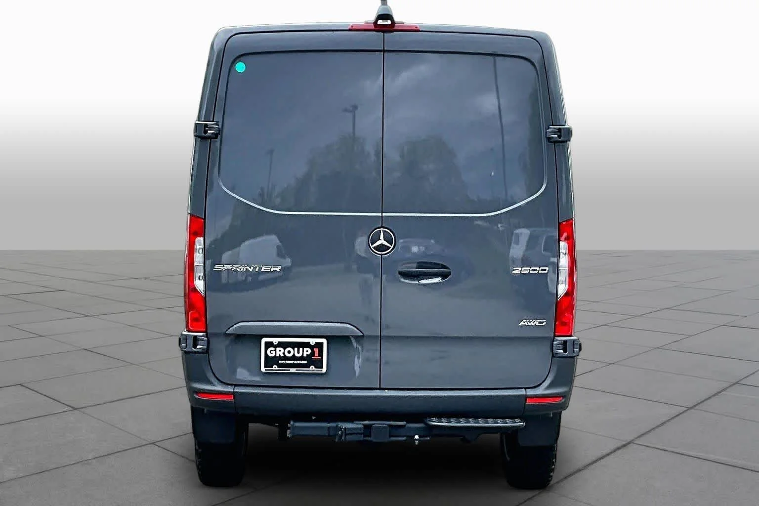 New 2025 D13/Mounting ra Mercedes-Benz  image 5