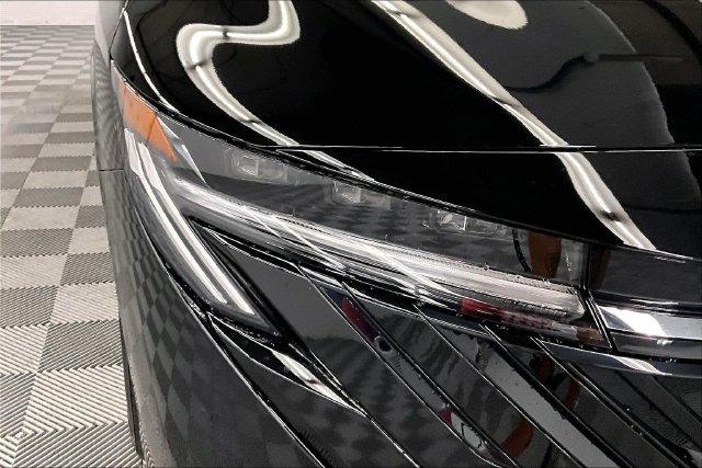 New 2026 Super Black Nissan SV image 14