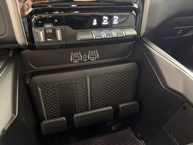 2026 RAM 1500 Laramie - Photo 25