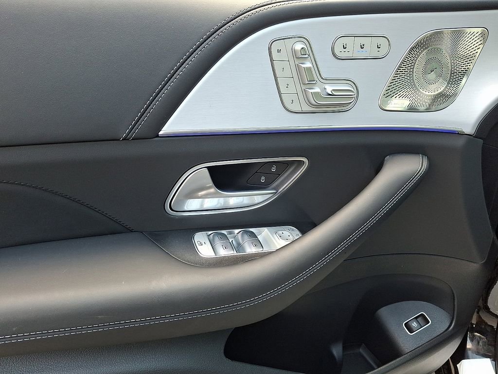 New 2026 Obsidian Black Metallic Mercedes-Benz GLE 63 S AMG® image 27