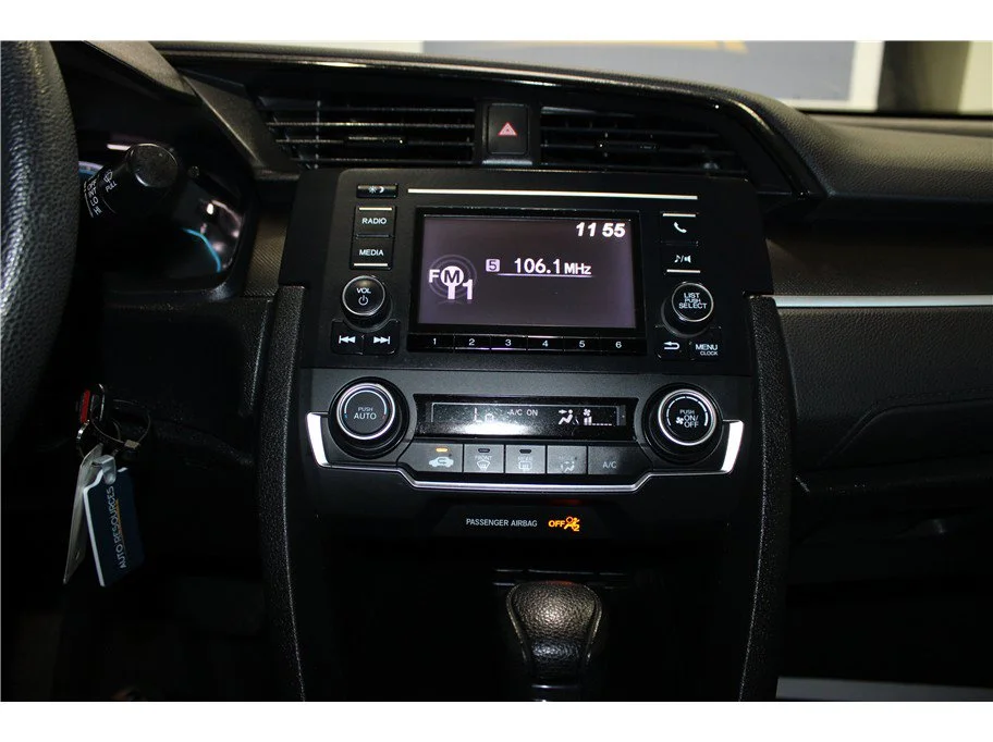 Used 2020 Dark Blue Honda LX image 29