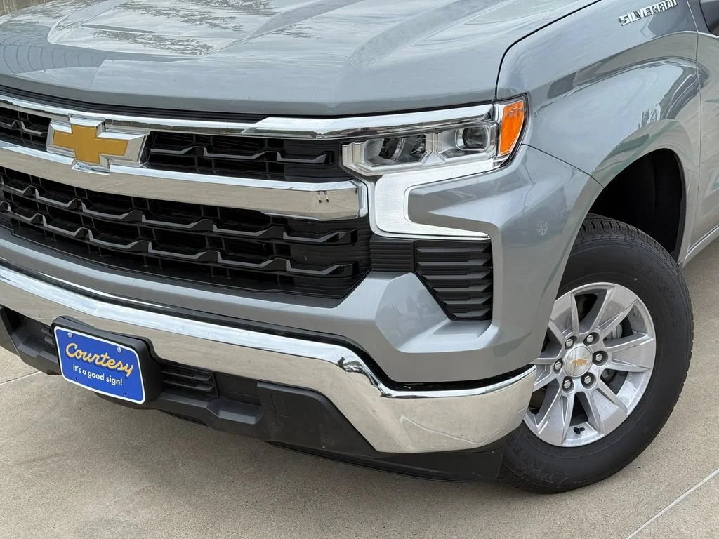 New 2026 Sterling Gray Metallic Chevrolet LT image 3