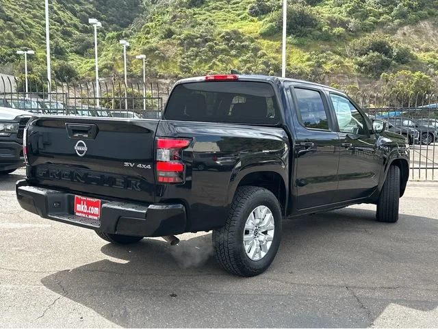 2023 Nissan Frontier SV - Photo 11