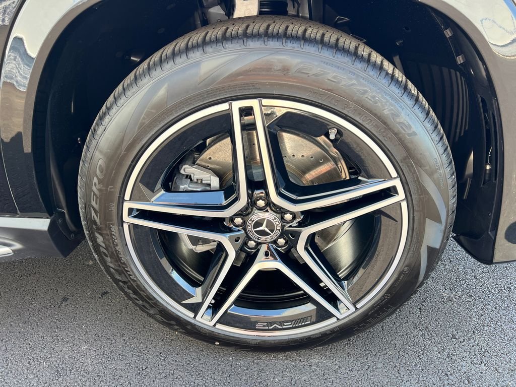 New 2026 Obsidian Black Metallic Mercedes-Benz GLS 450 image 38