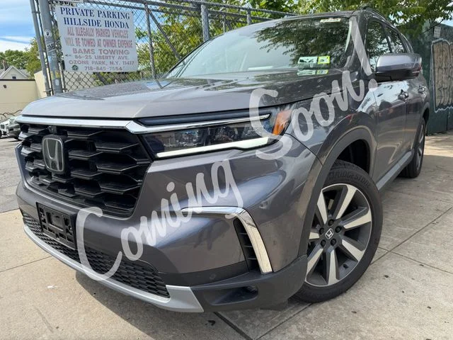 2025 Honda Pilot Elite AWD's photo