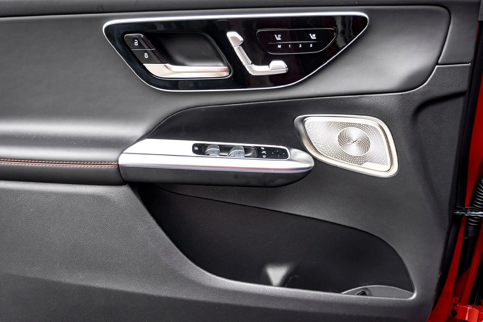New 2026 Manufaktur Pata Mercedes-Benz AMG® GLC 43 image 7