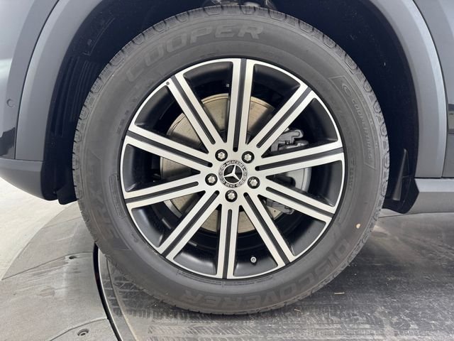 2025 Mercedes-Benz GLE GLE450 - Photo 10