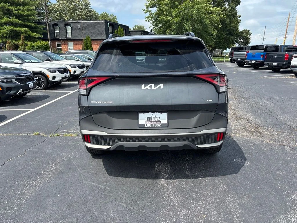 Used 2023 Gravity Gray Kia X-Line image 4
