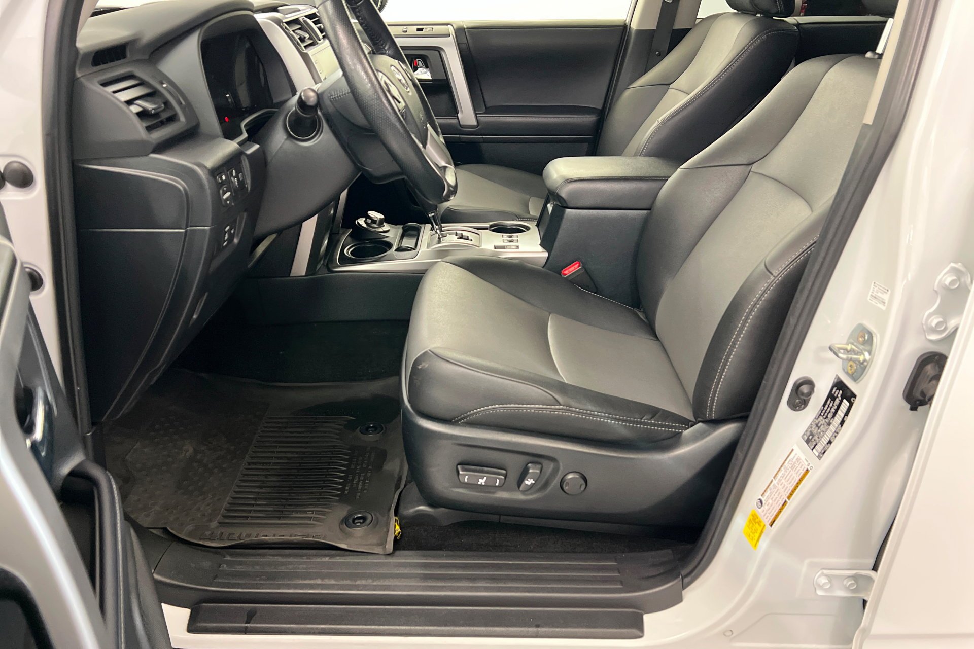 Used 2024 White Toyota SR5 Premium image 16