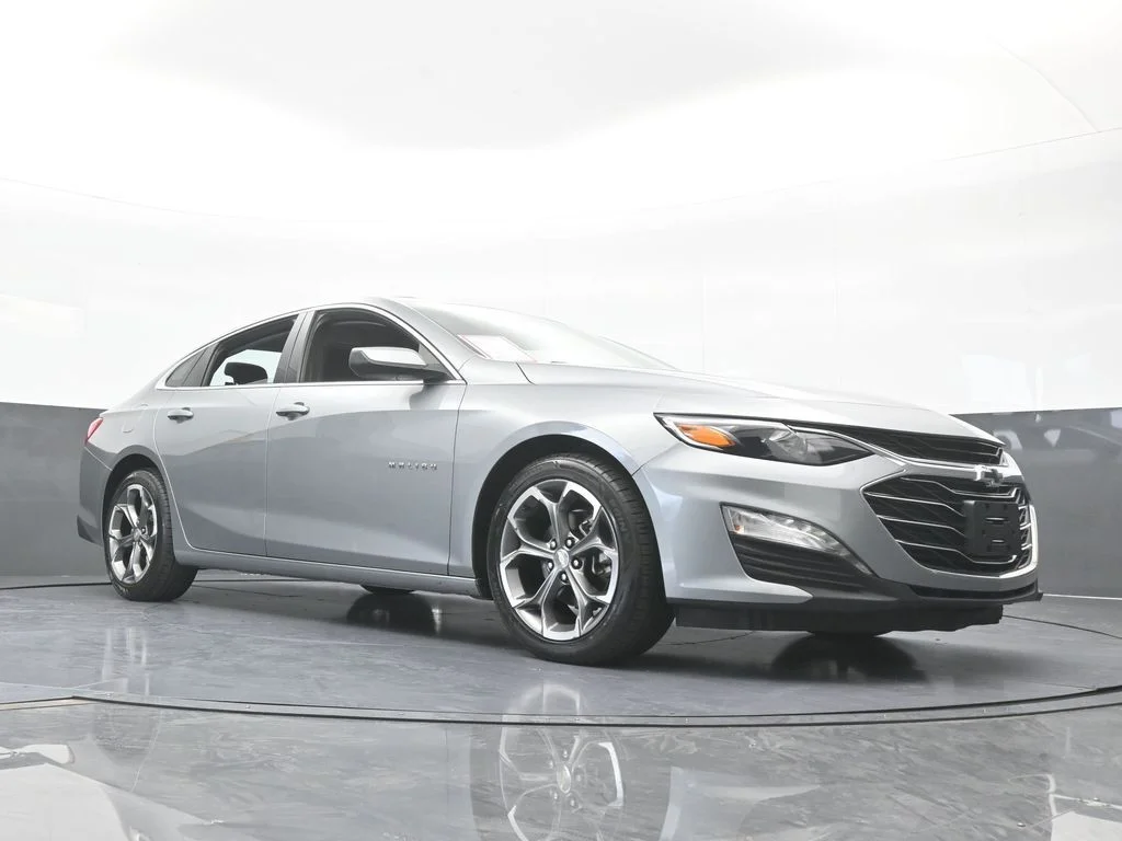 Used 2024 Sterling Gray Metallic Chevrolet LT image 58