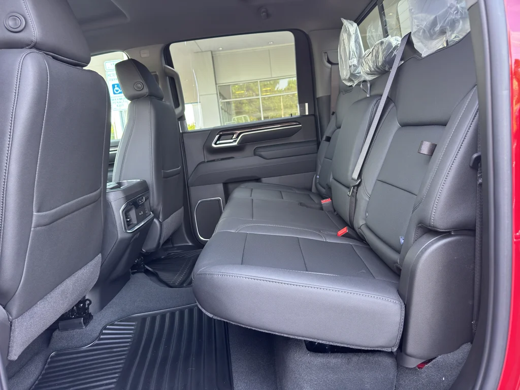 2026 Chevrolet Silverado 2500 HD LTZ - Photo 30