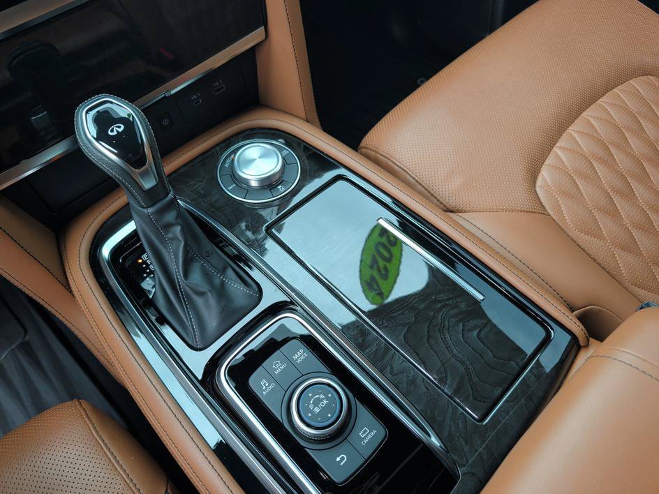 Certified Used 2024 Mineral Black INFINITI SENSORY image 26