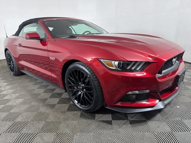 2017 Ford Mustang GT Convertible Premium's photo
