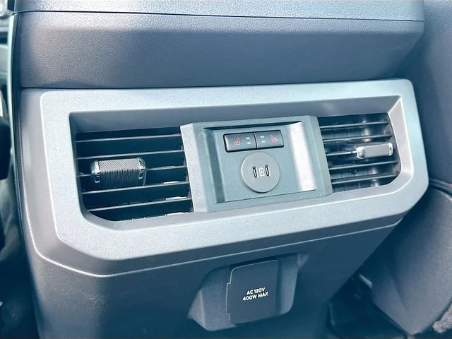 New 2026 Black Metallic Ford Lariat image 18