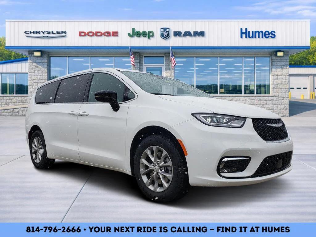 2026 Chrysler Pacifica Select AWD's photo