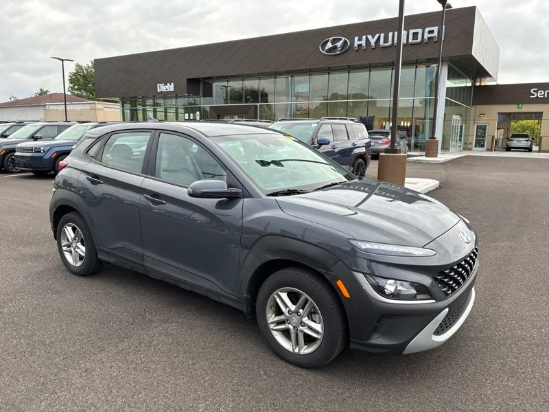 Certified Used 2023 Gray Hyundai SE image 7
